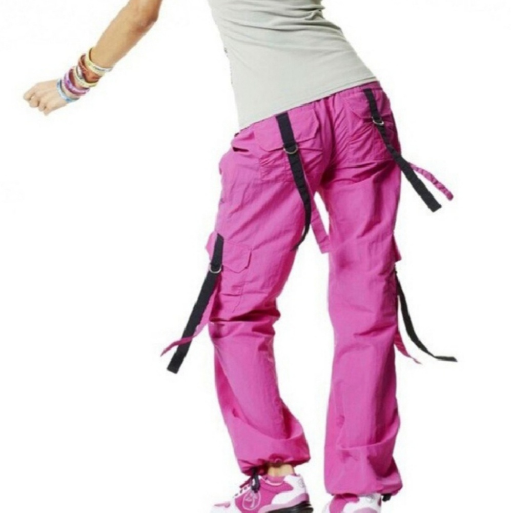 Zumba Fitness party in pink cargo pant medium